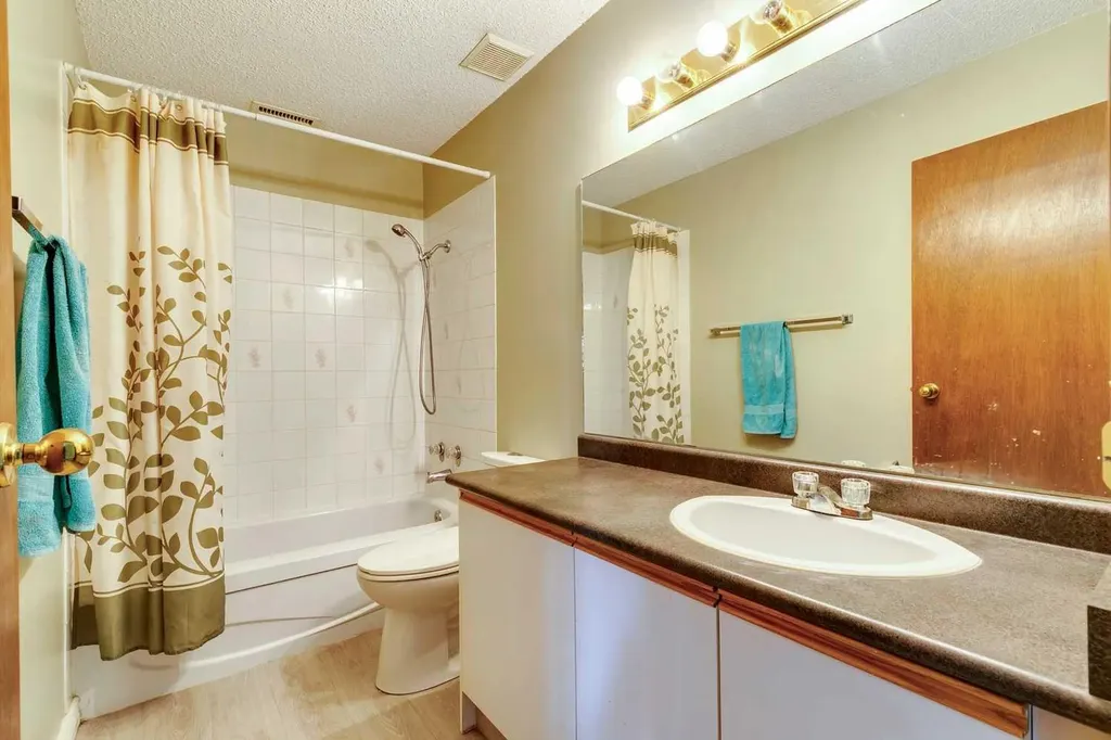 186007 Priddis Valley Road W Rural Foothills County AB T0L1W1