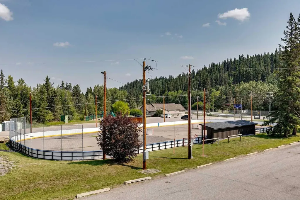 186007 Priddis Valley Road W Rural Foothills County AB T0L1W1