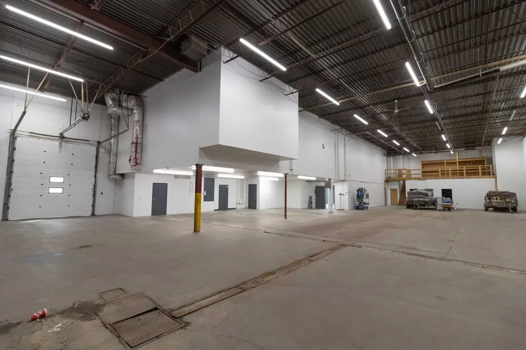 3501 23 Street NE Calgary AB T2E 6V8