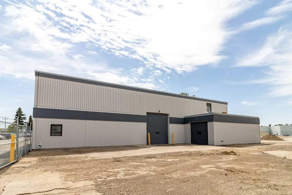 3501 23 Street NE Calgary AB T2E 6V8