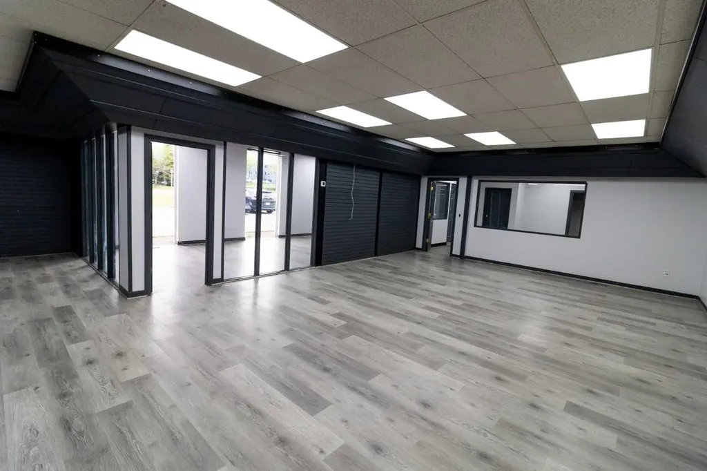 3501 23 Street NE Calgary AB T2E 6V8
