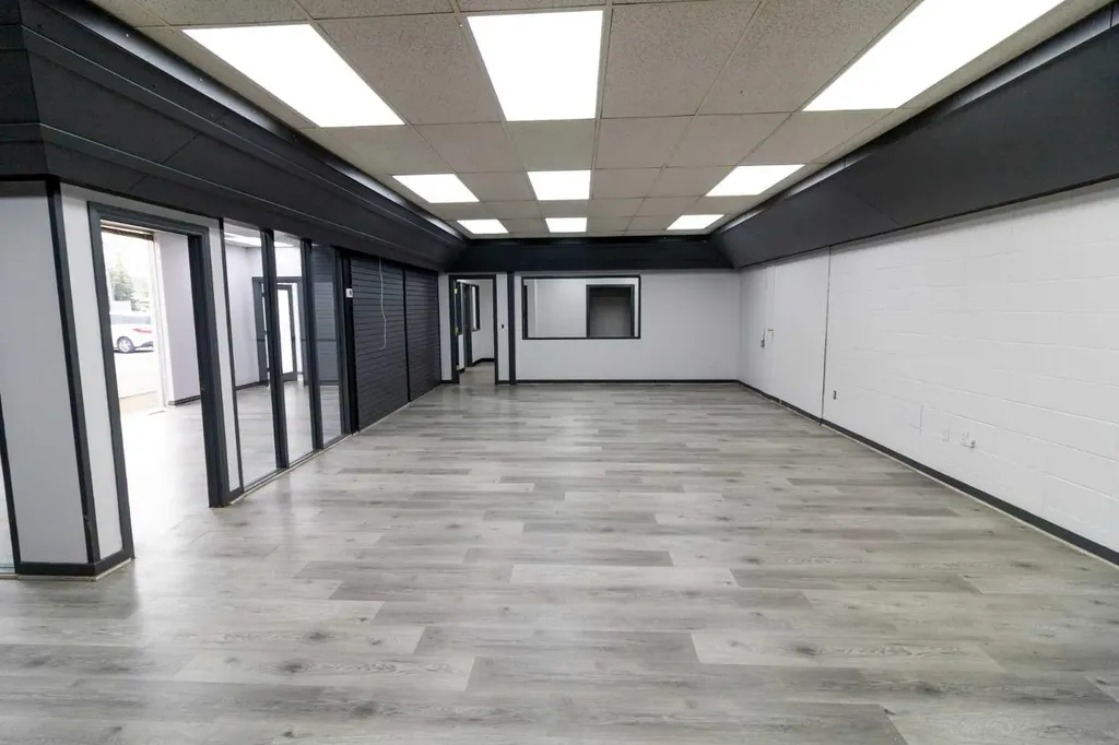 3501 23 Street NE Calgary AB T2E 6V8