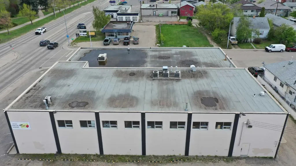10404 100 Street Grande Prairie AB T8V2M2
