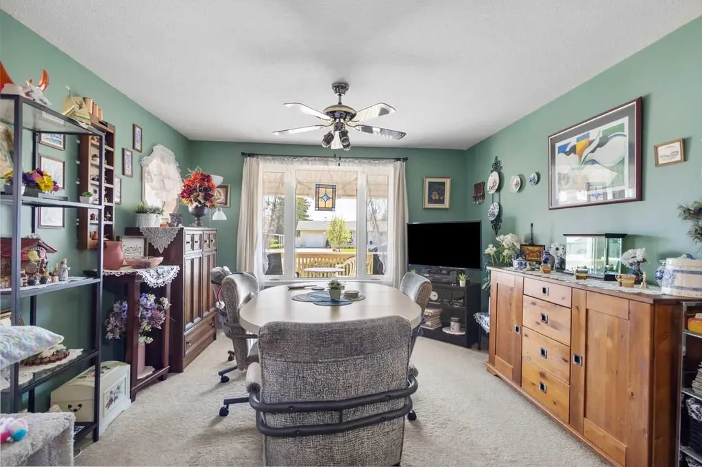 4718 College Avenue Lacombe AB T4L 1Z1