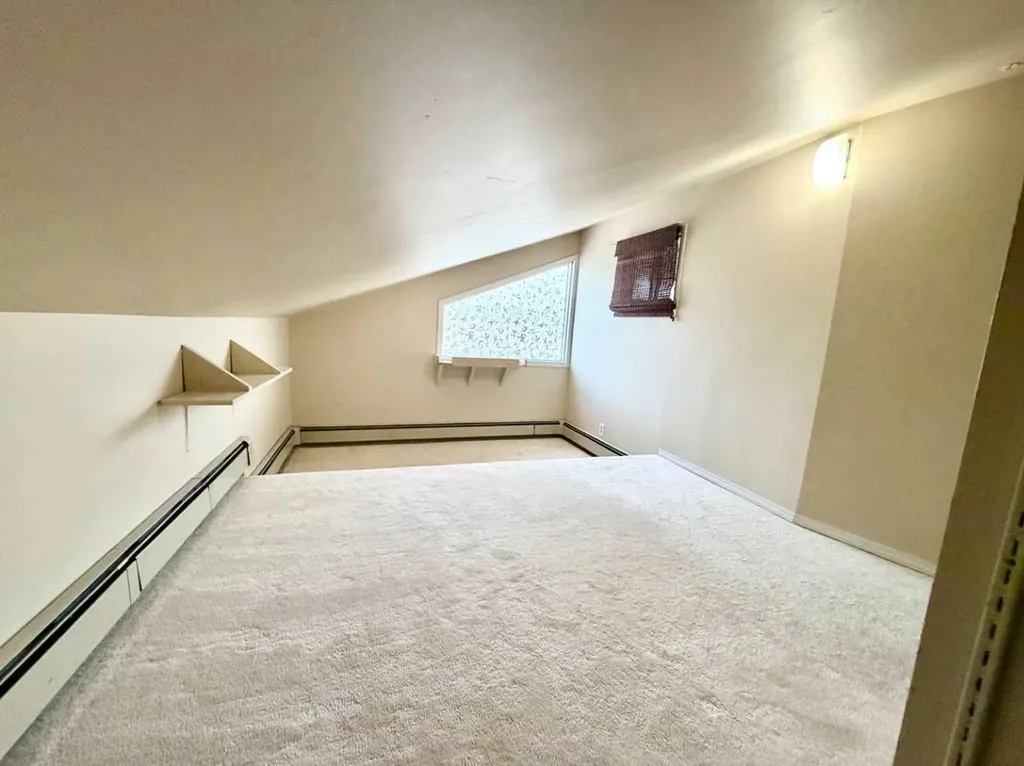 4718 College Avenue Lacombe AB T4L 1Z1