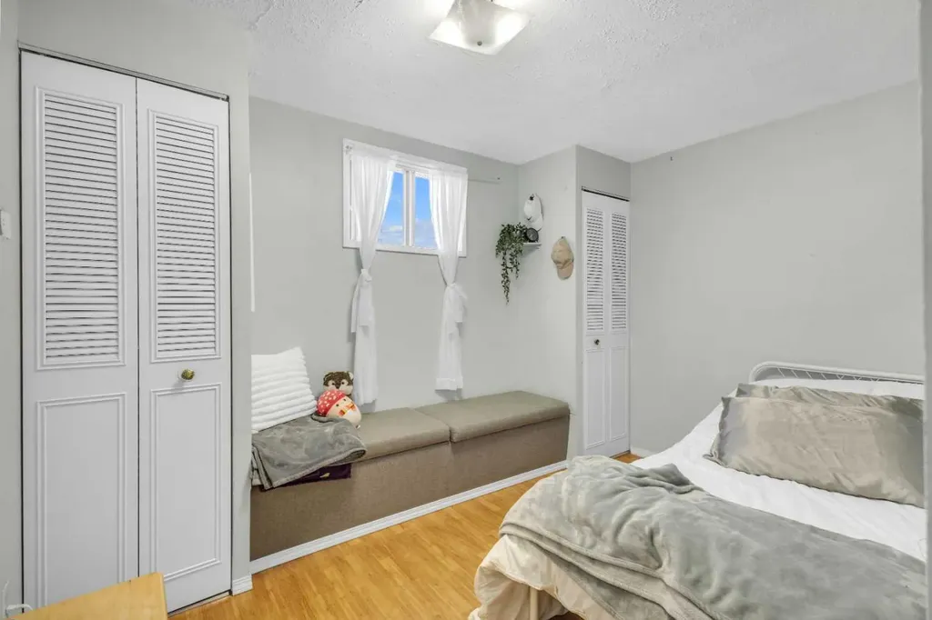 4718 College Avenue Lacombe AB T4L 1Z1