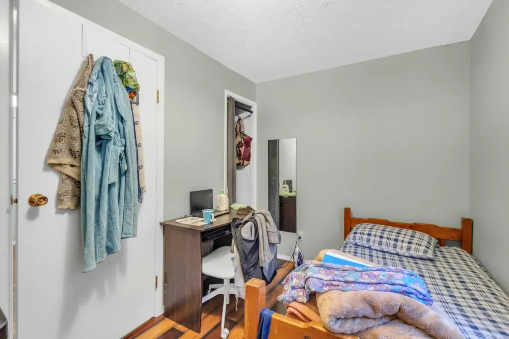 4718 College Avenue Lacombe AB T4L 1Z1