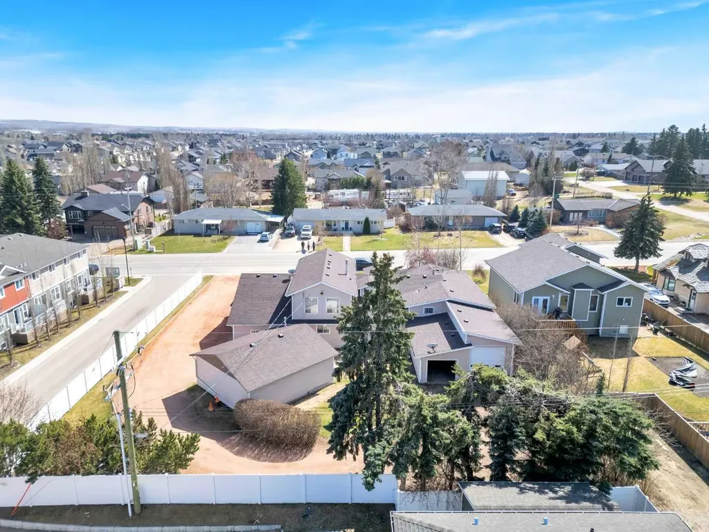 4718 College Avenue Lacombe AB T4L 1Z1