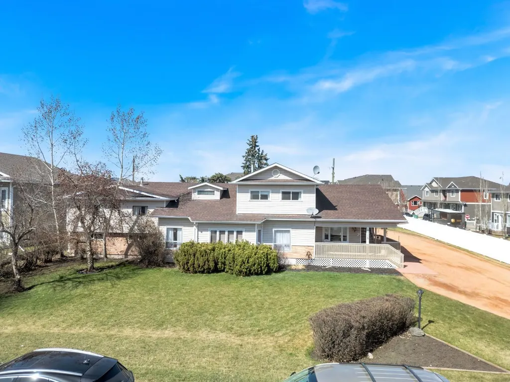 4718 College Avenue Lacombe AB T4L 1Z1