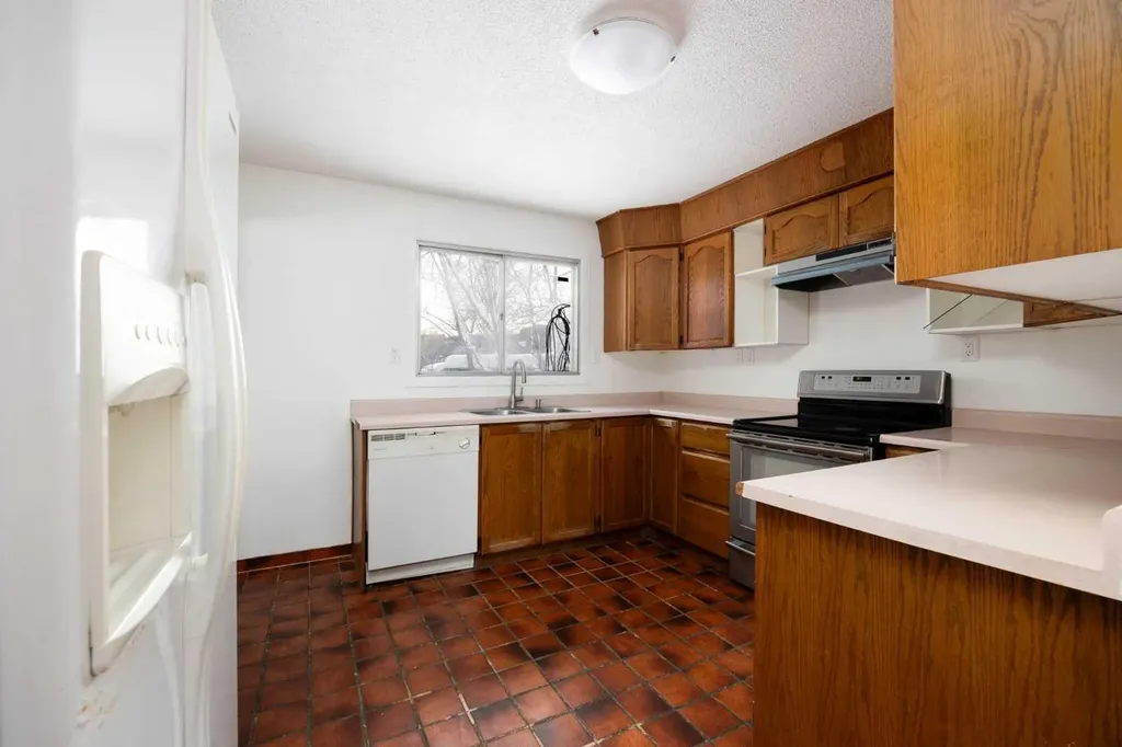 138 Father Mercredi Street Fort Mcmurray AB T9H 2A5