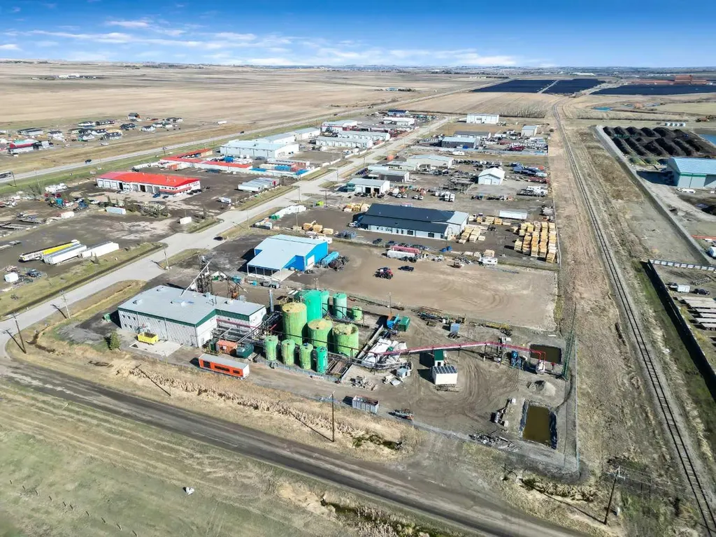 450254 82 Street E Rural Foothills County AB T0L 1T0