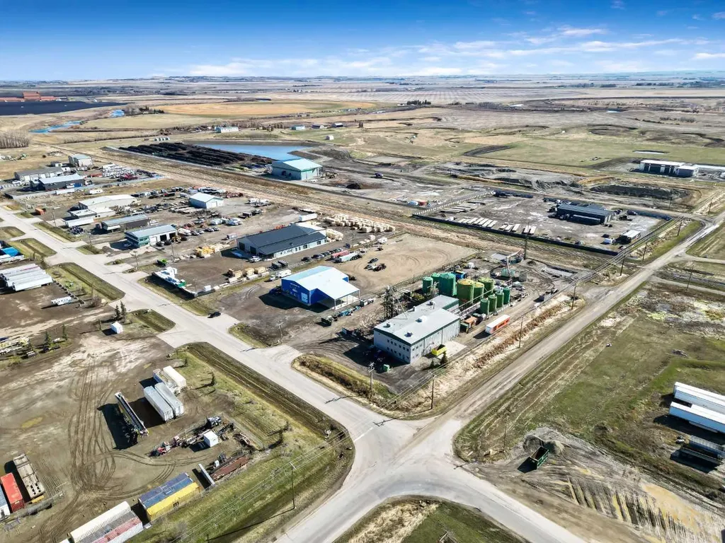 450254 82 Street E Rural Foothills County AB T0L 1T0