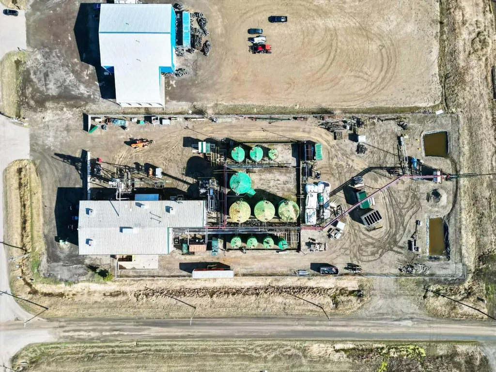 450254 82 Street E Rural Foothills County AB T0L 1T0