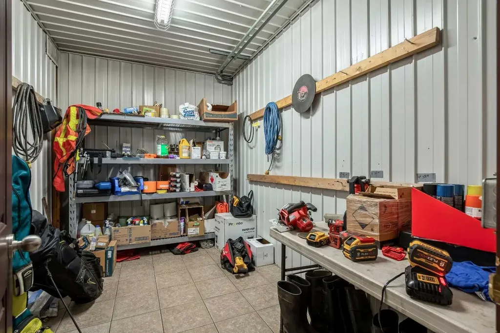 450254 82 Street E Rural Foothills County AB T0L 1T0