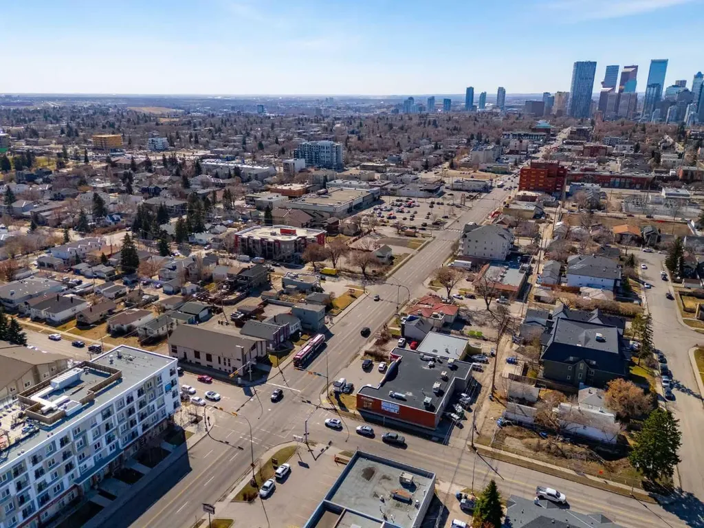 2004-2018 Centre Street NE Calgary AB T2E 2T1