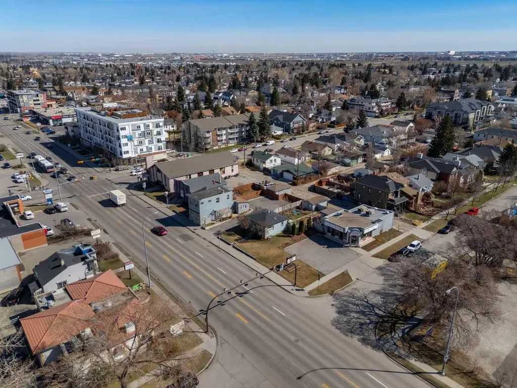 2004-2018 Centre Street NE Calgary AB T2E 2T1