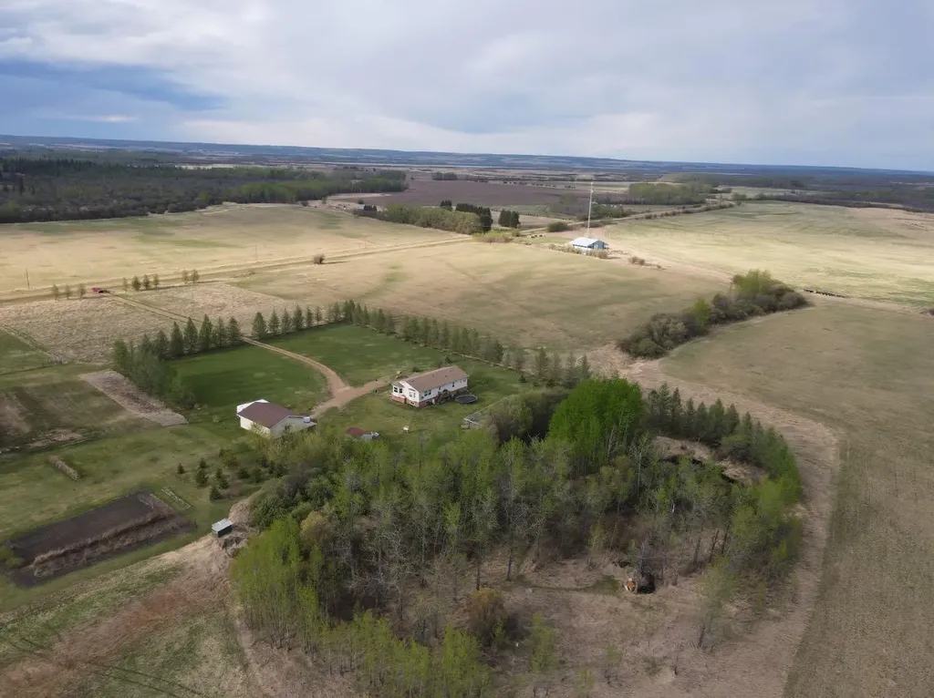 16521 Township Road 755a High Prairie AB T0G 1E0