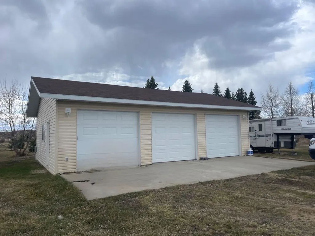 16521 Township Road 755a High Prairie AB T0G 1E0