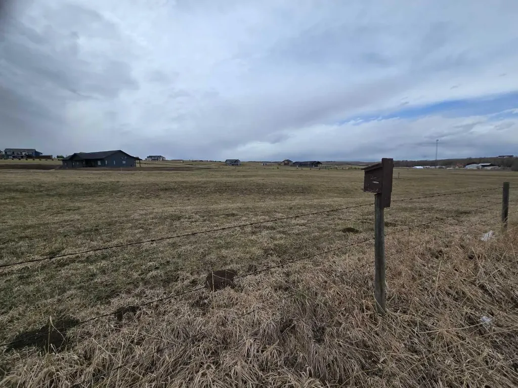 140 Bruhn Boulevard Rural Ponoka County AB T4N 4E7
