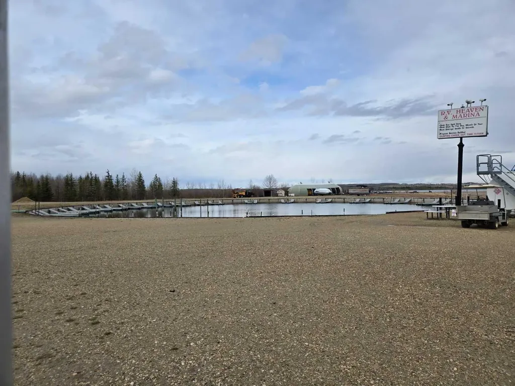 140 Bruhn Boulevard Rural Ponoka County AB T4N 4E7