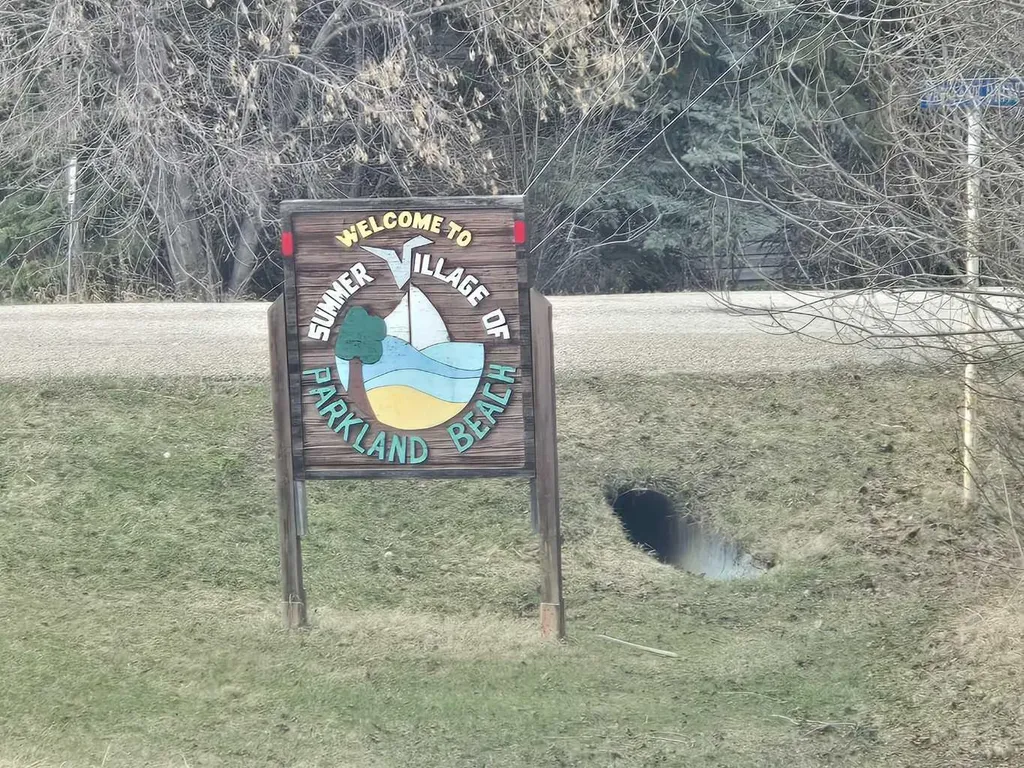 140 Bruhn Boulevard Rural Ponoka County AB T4N 4E7