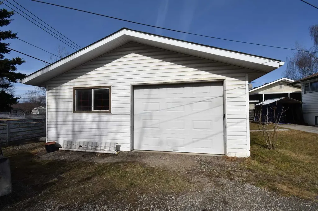119 Lodgepole Drive Hinton AB T7V 1E4