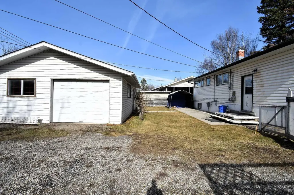 119 Lodgepole Drive Hinton AB T7V 1E4