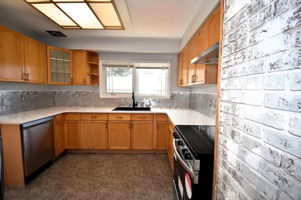 119 Lodgepole Drive Hinton AB T7V 1E4