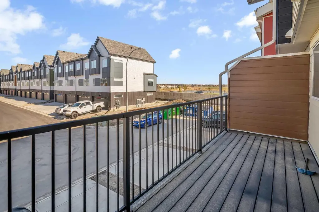 1530 Bayside Avenue SW Airdrie AB T4B 4B5
