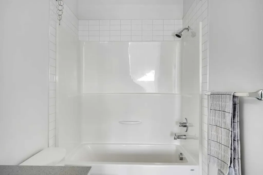 1530 Bayside Avenue SW Airdrie AB T4B 4B5