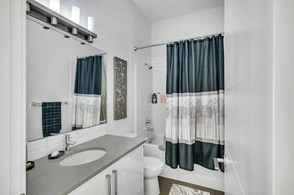 1530 Bayside Avenue SW Airdrie AB T4B 4B5