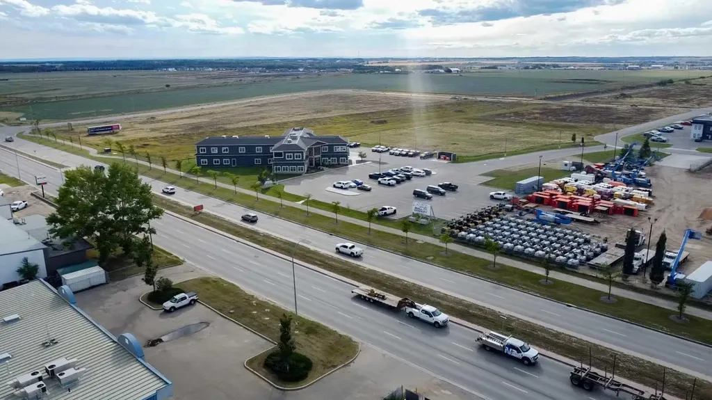 Lot 3 Na Avenue Grande Prairie AB T8W 0C7