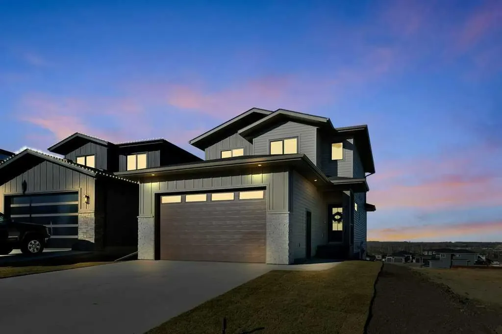 7 Vincent Gate Sylvan Lake AB T4S 0V7