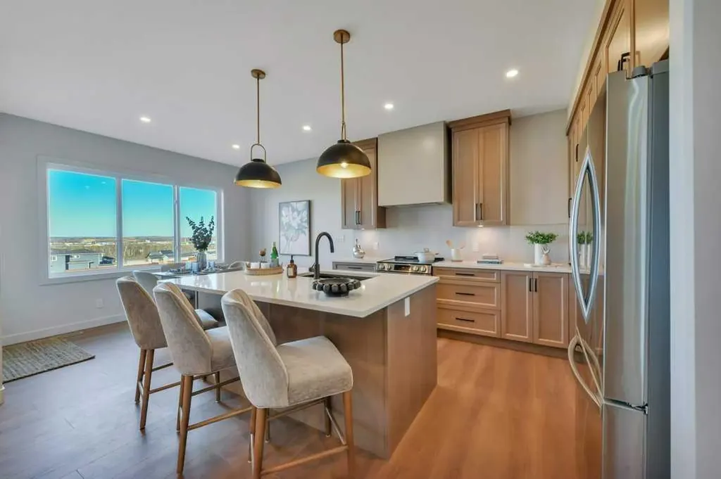 7 Vincent Gate Sylvan Lake AB T4S 0V7
