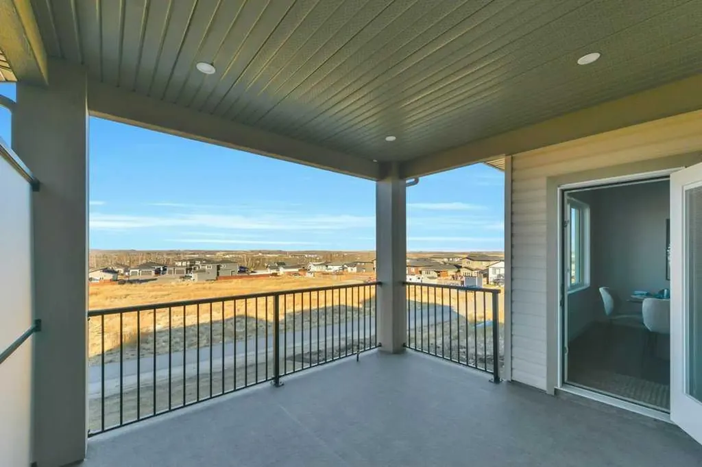 7 Vincent Gate Sylvan Lake AB T4S 0V7