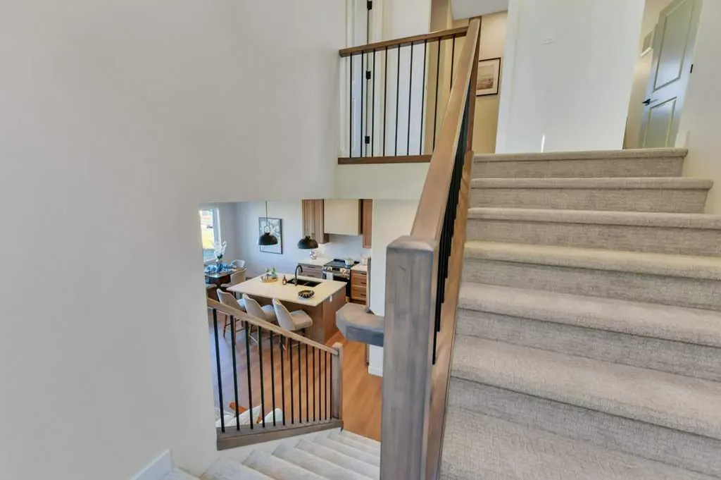 7 Vincent Gate Sylvan Lake AB T4S 0V7