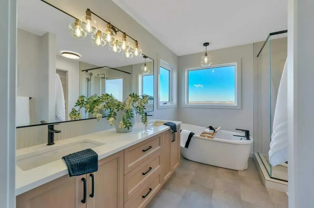 7 Vincent Gate Sylvan Lake AB T4S 0V7