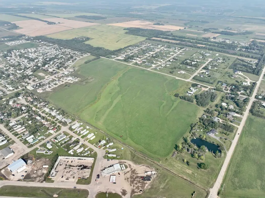 11 Th Avenue Beaverlodge AB T0H0C0