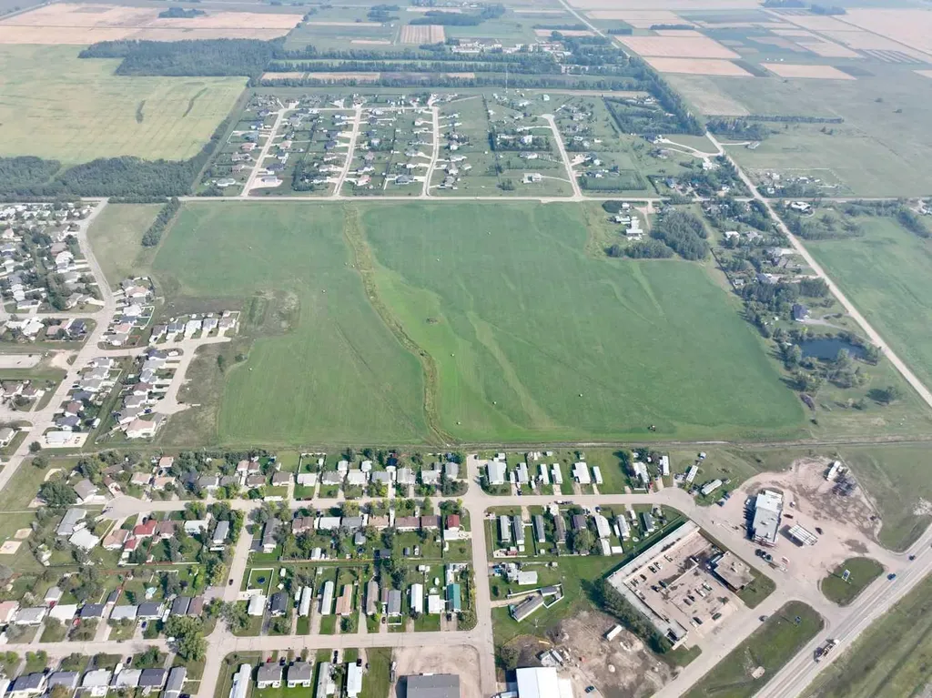11 Th Avenue Beaverlodge AB T0H0C0