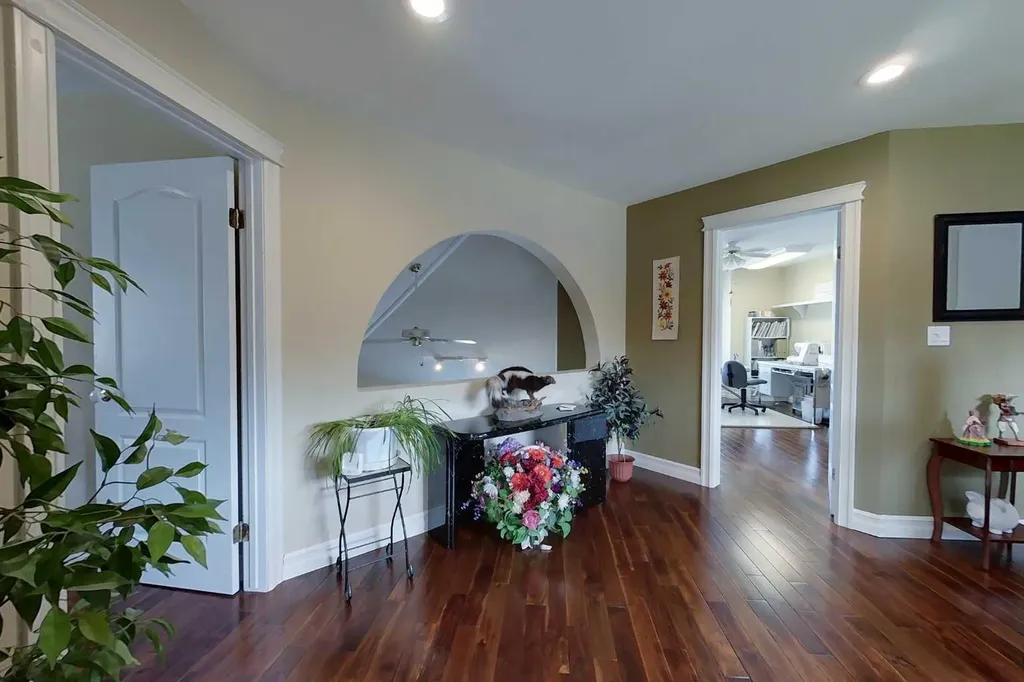 30 Executive Estates Canyon Creek AB T0G0M0