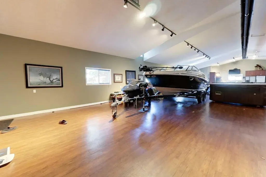 30 Executive Estates Canyon Creek AB T0G0M0