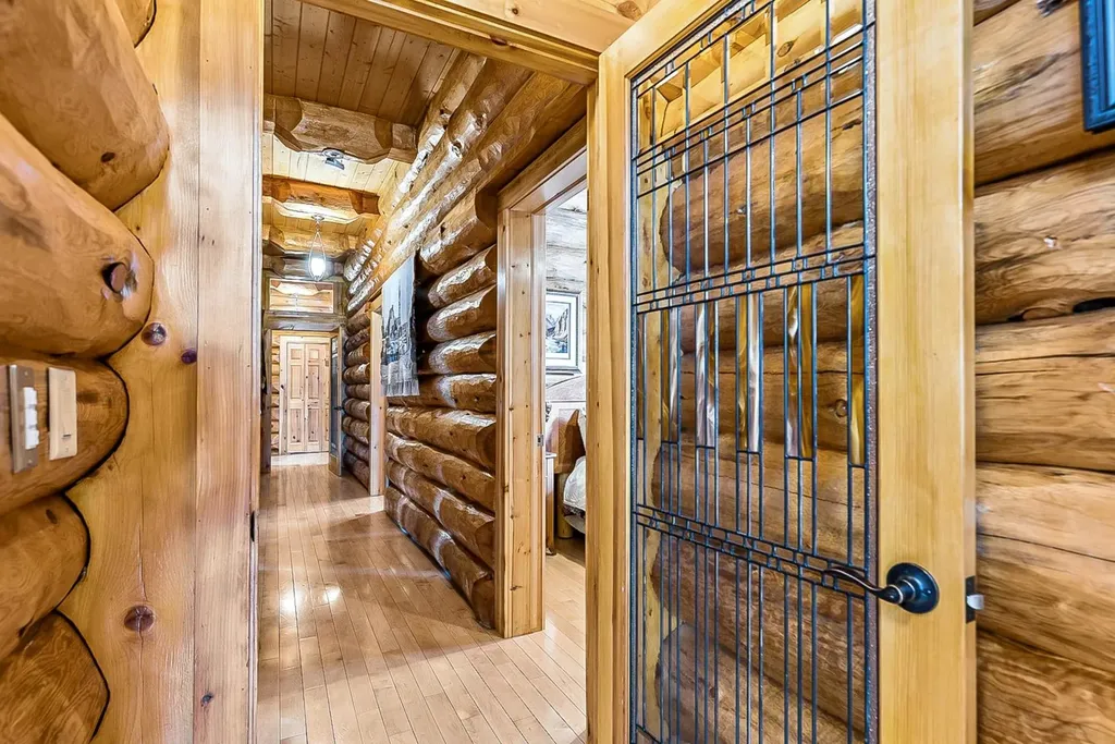 104 White Avenue Bragg Creek AB T0L 0K0