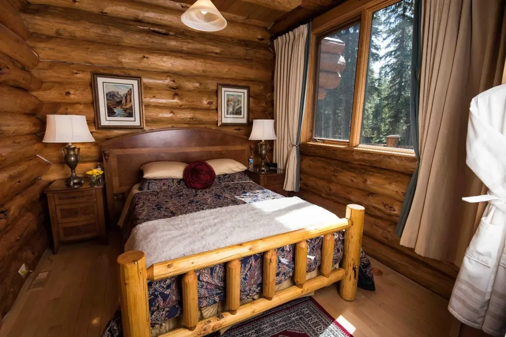 104 White Avenue Bragg Creek AB T0L 0K0