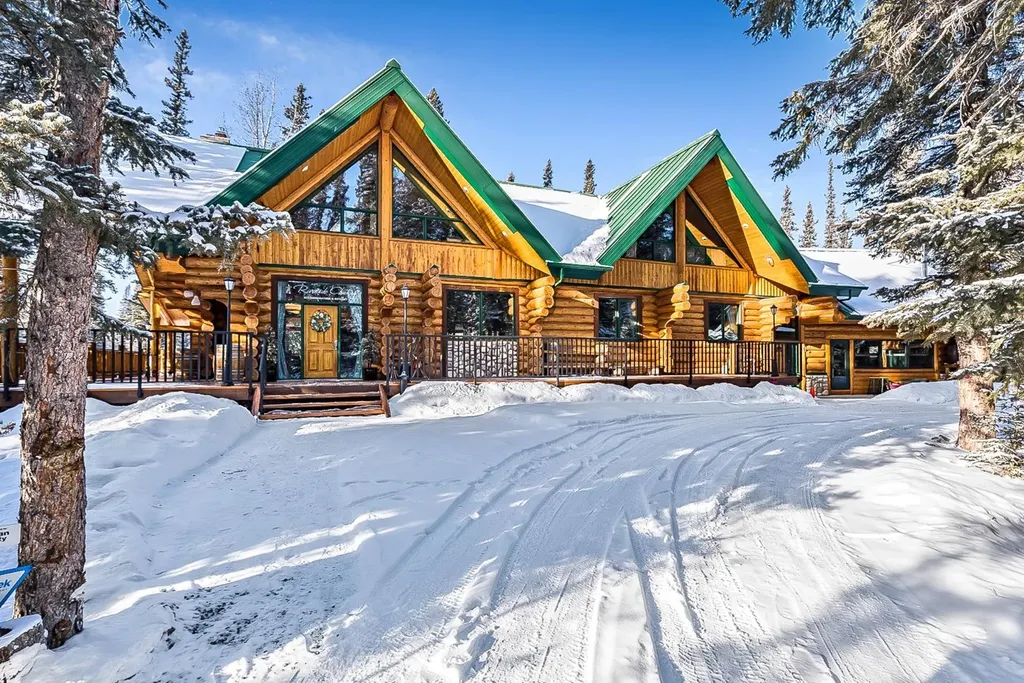 104 White Avenue Bragg Creek AB T0L 0K0