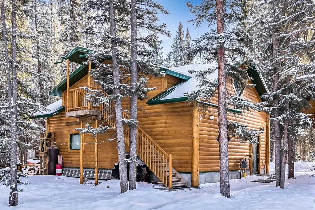 104 White Avenue Bragg Creek AB T0L 0K0