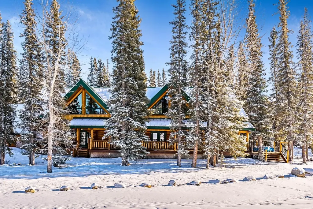 104 White Avenue Bragg Creek AB T0L 0K0