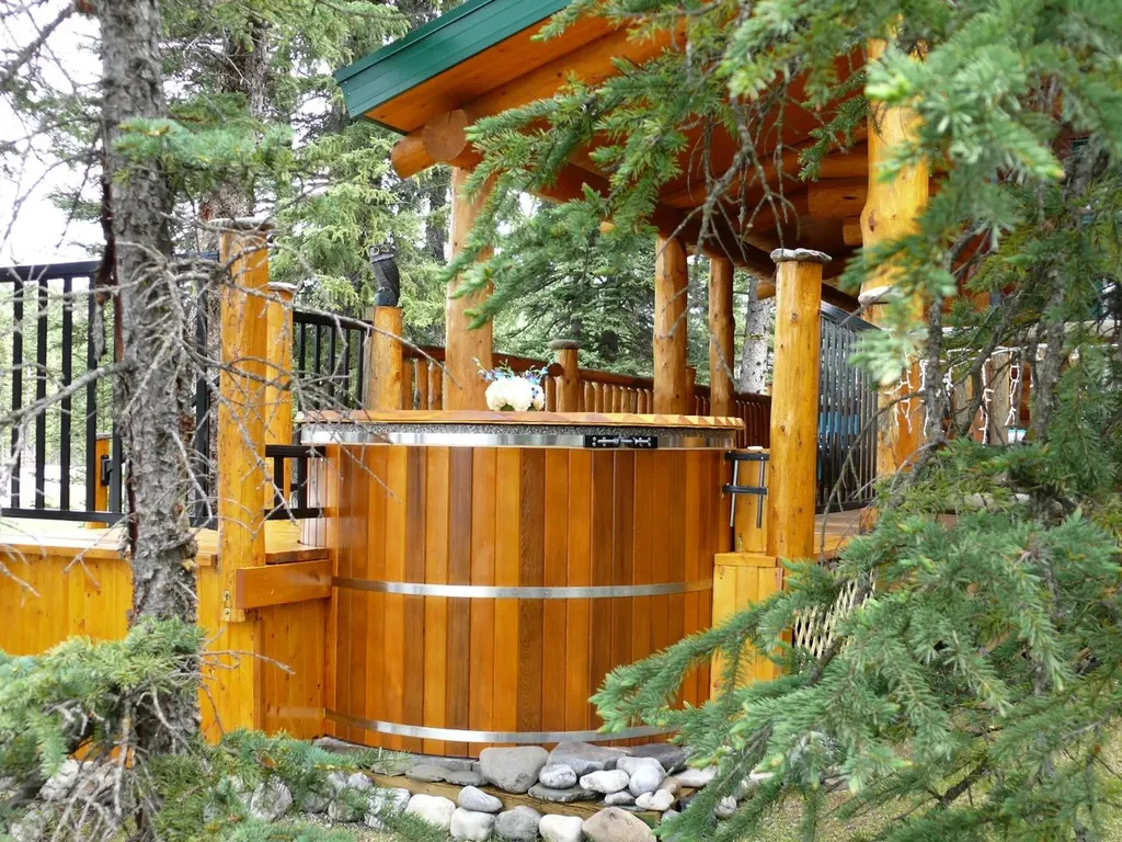 104 White Avenue Bragg Creek AB T0L 0K0