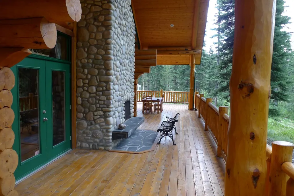 104 White Avenue Bragg Creek AB T0L 0K0