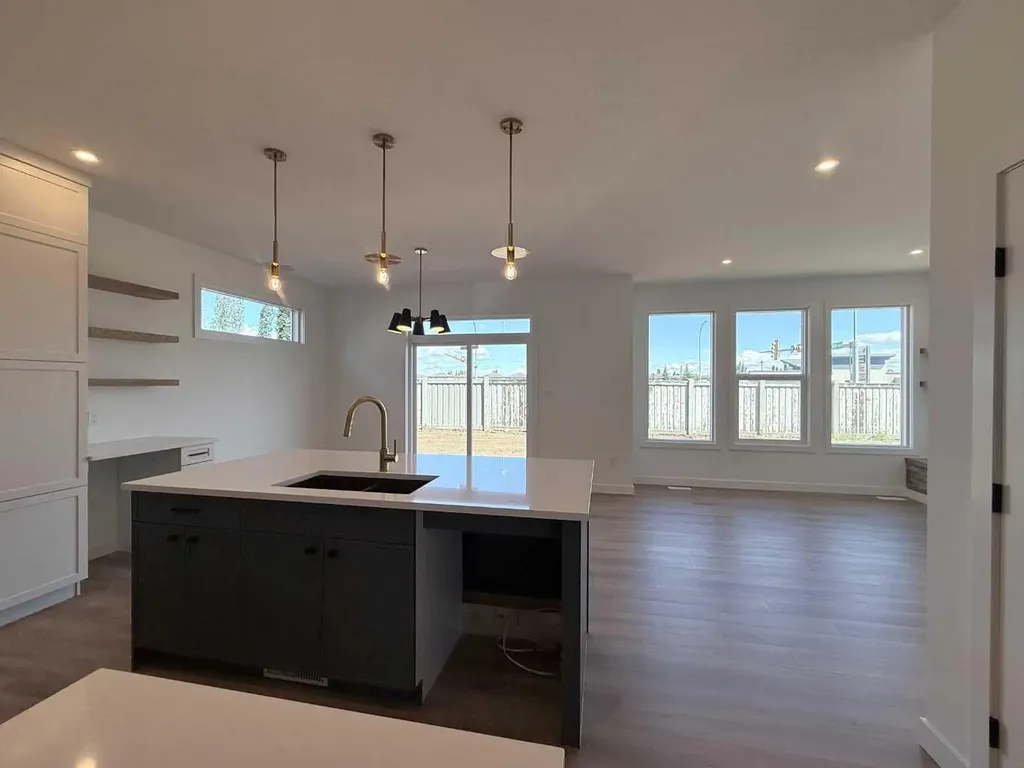 10210 67 Avenue Grande Prairie AB T8W 0K7