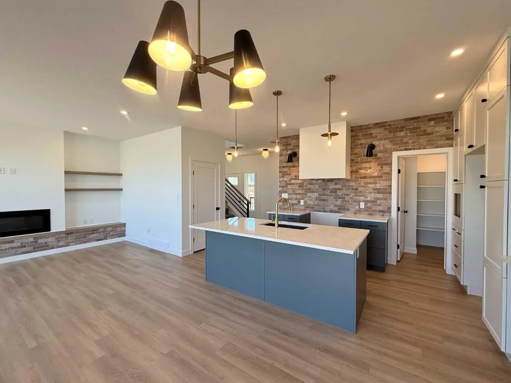 10210 67 Avenue Grande Prairie AB T8W 0K7